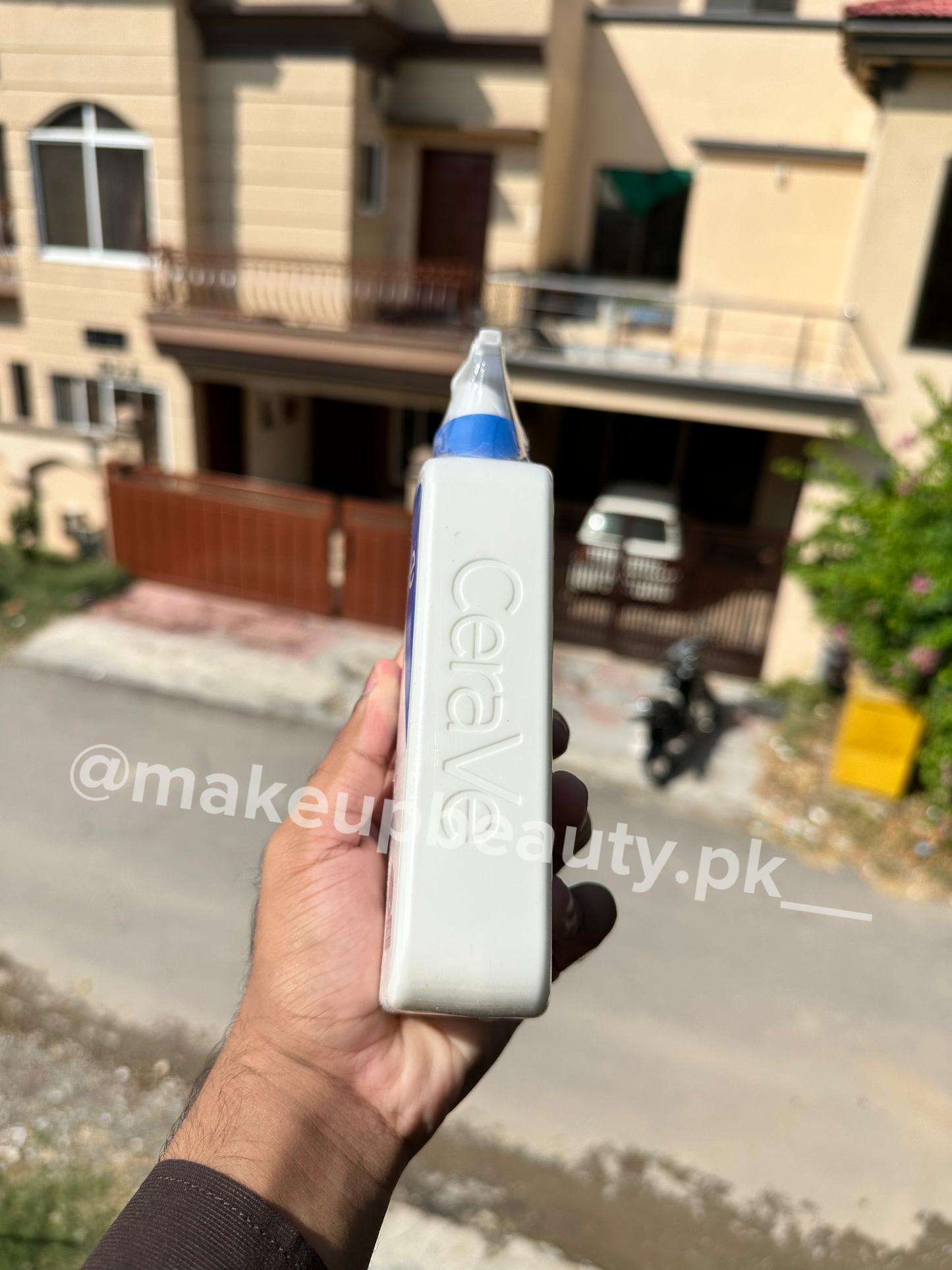 CeraVe Daily Moisturising Lotion 355 ML made in NEW YORK🇺🇸.