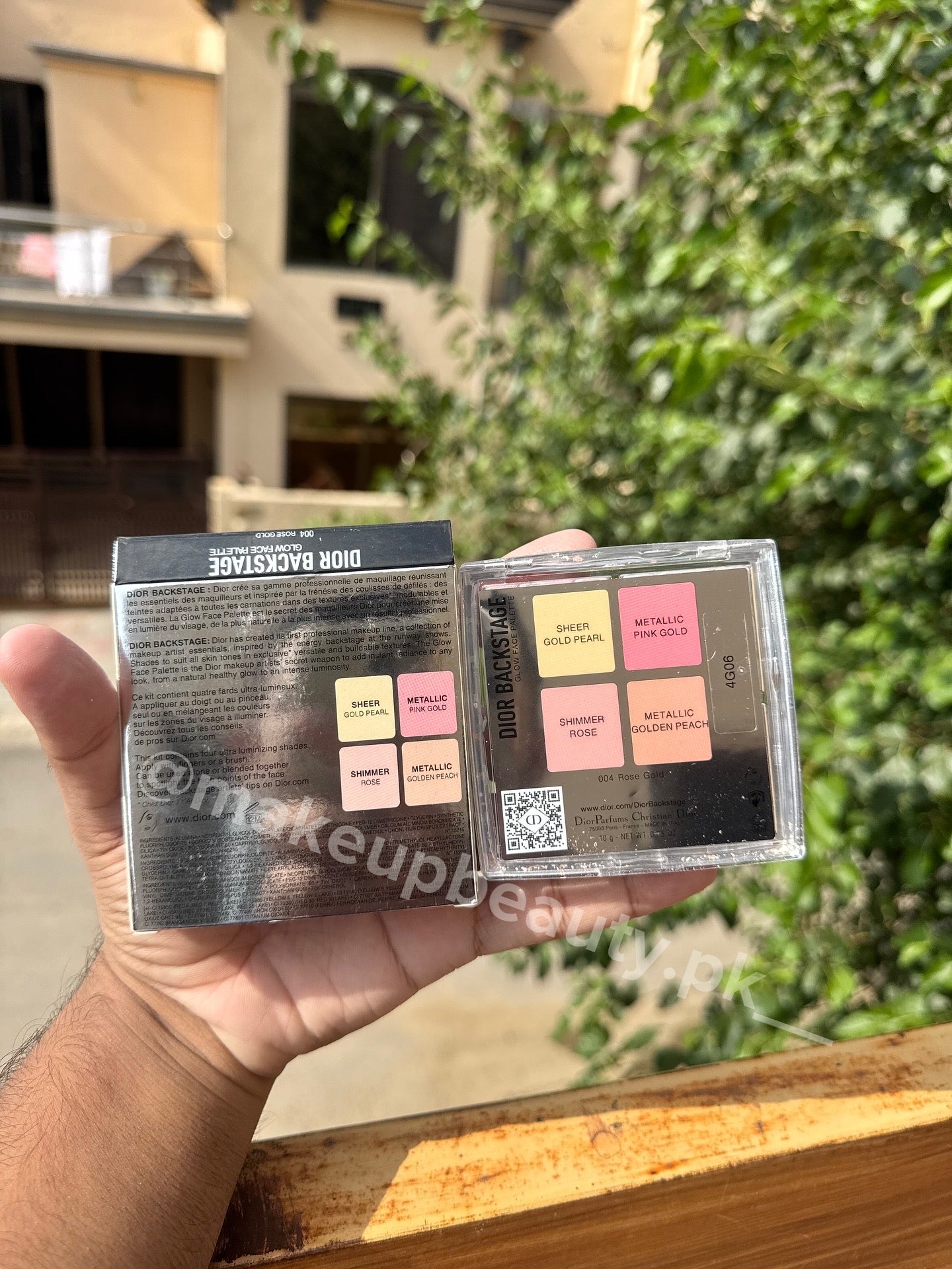 Dior Backstage Glow Face Palette 4 in 1 .