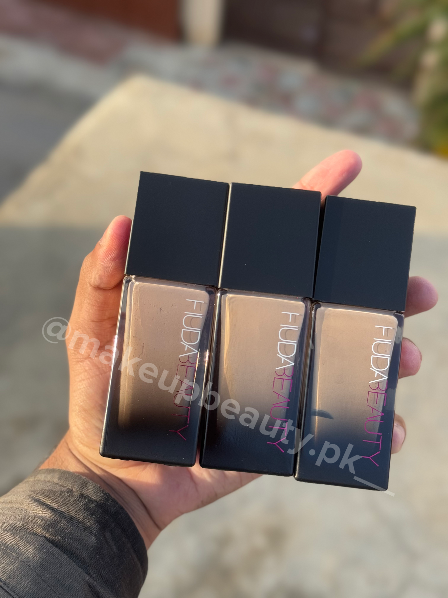 Hudabeauty FauxFilter Foundation 35 ML Original Factory leftover stock.