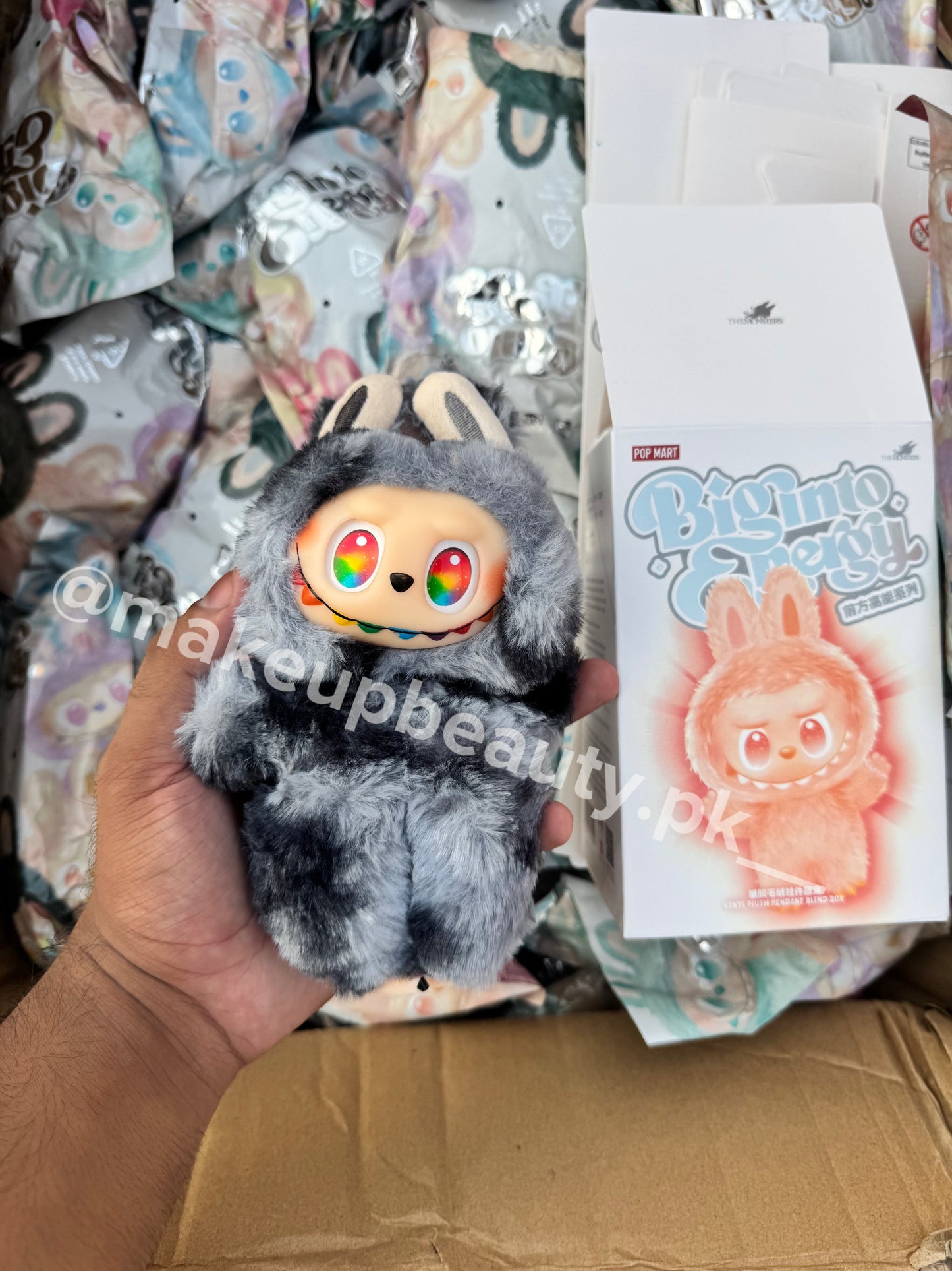 Pop Mart Labubu Blind box surprise package. Premium Quality soft stuff.