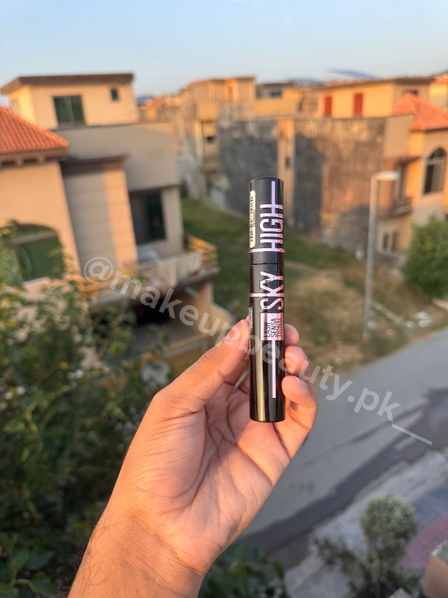 Maybelline Sky High Lash Sensational Mascara.