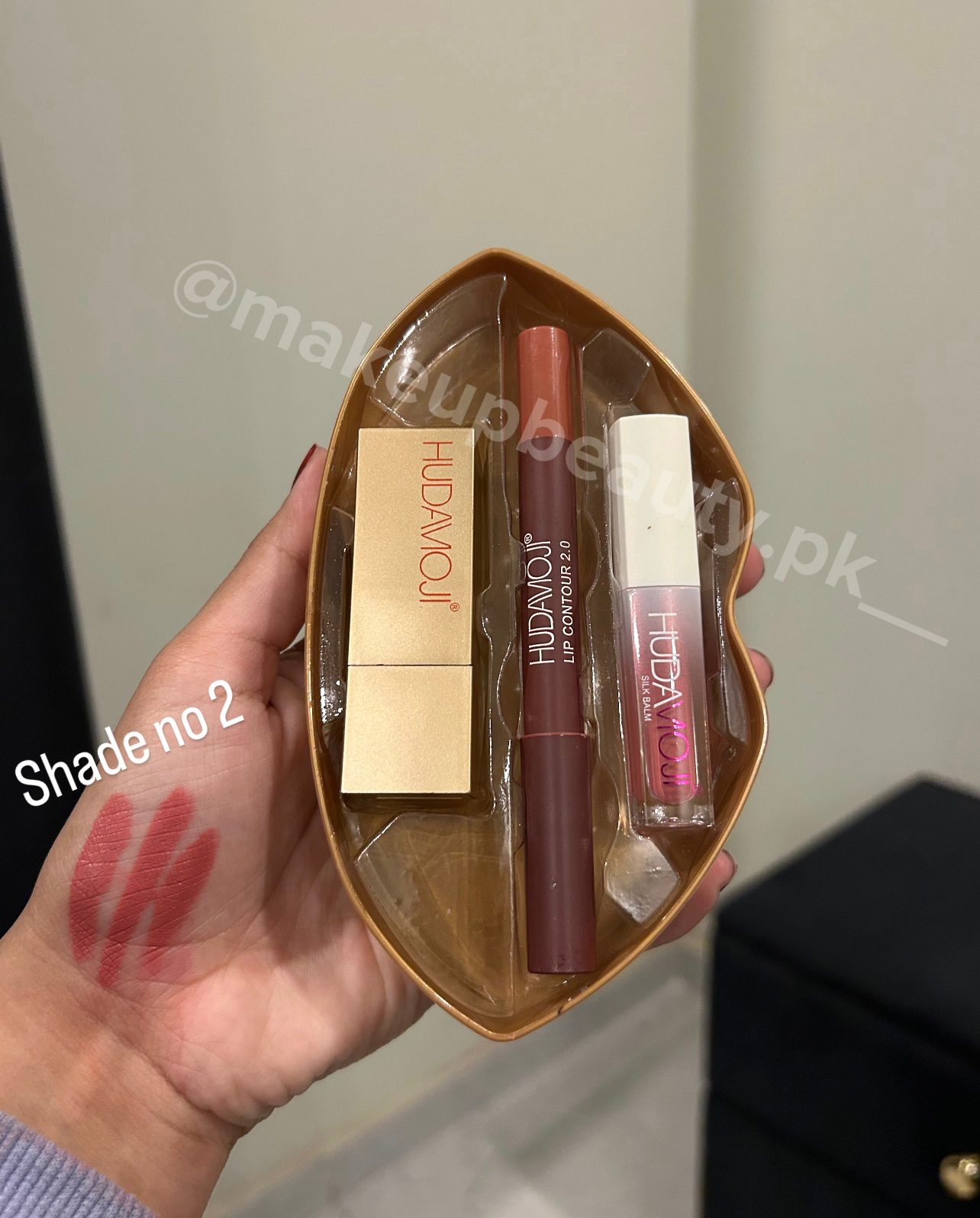 Hudamoji 3 in 1 Velvet matte Lip care trio set.